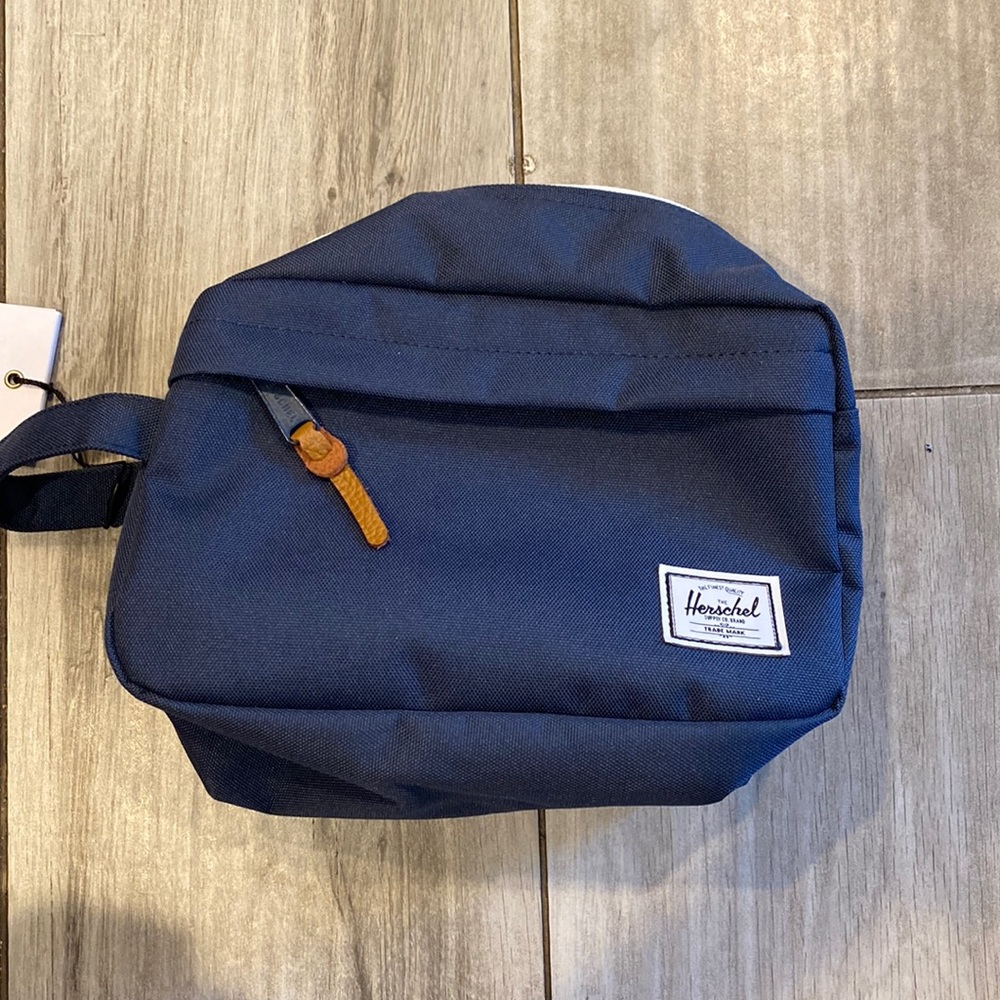 New Herschel Chapter Navy Vanity Cosmetic Travel Bag